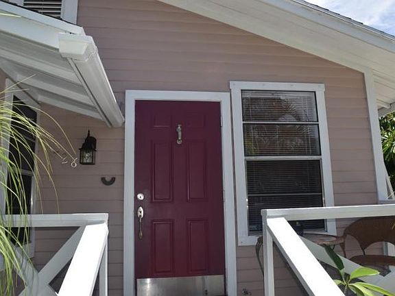 5th image of 728 New Jersey St