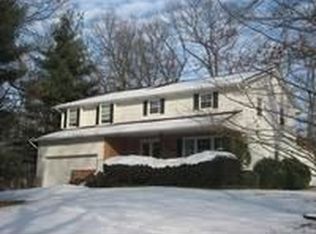 6120 Oak Hill Dr, Sykesville, MD 21784