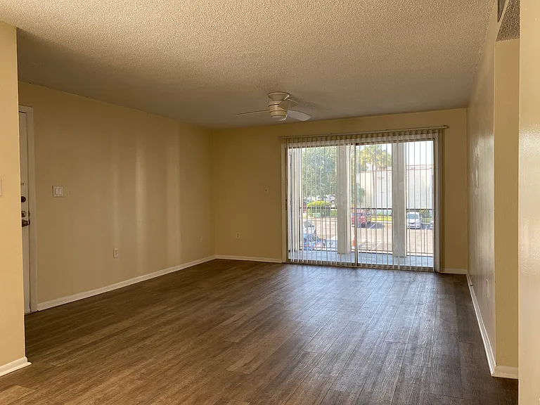 526 Orange Dr #34 — Photo 1