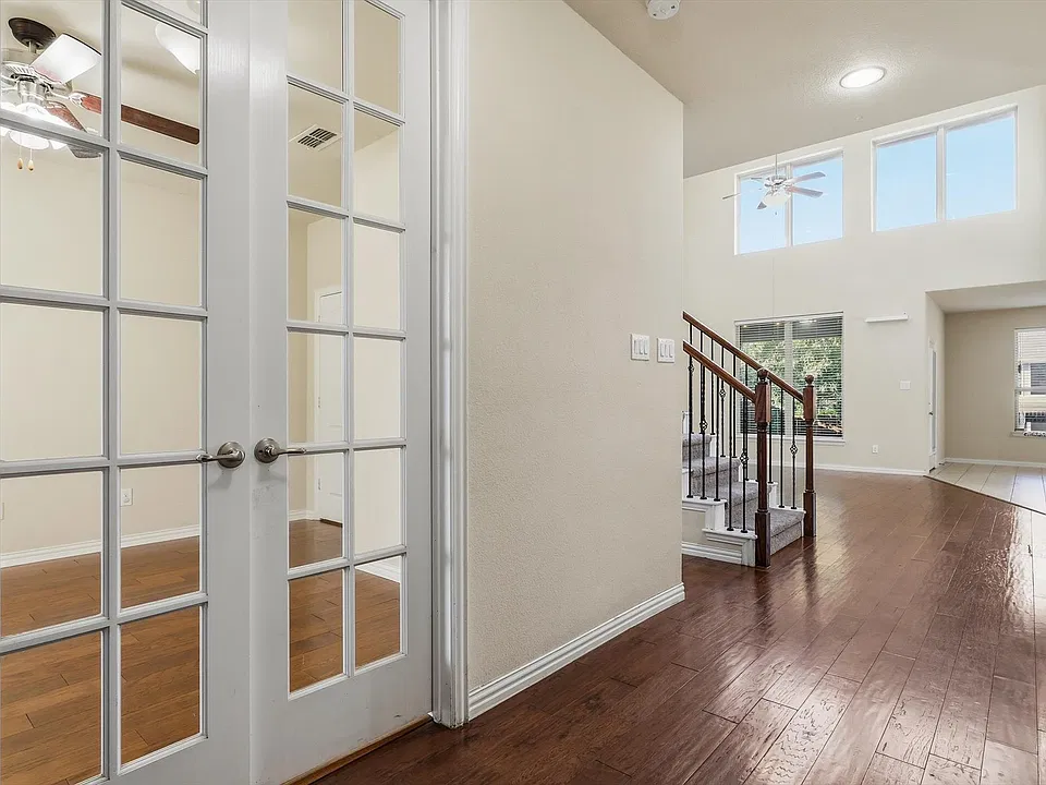 11512 Annabelle Dr