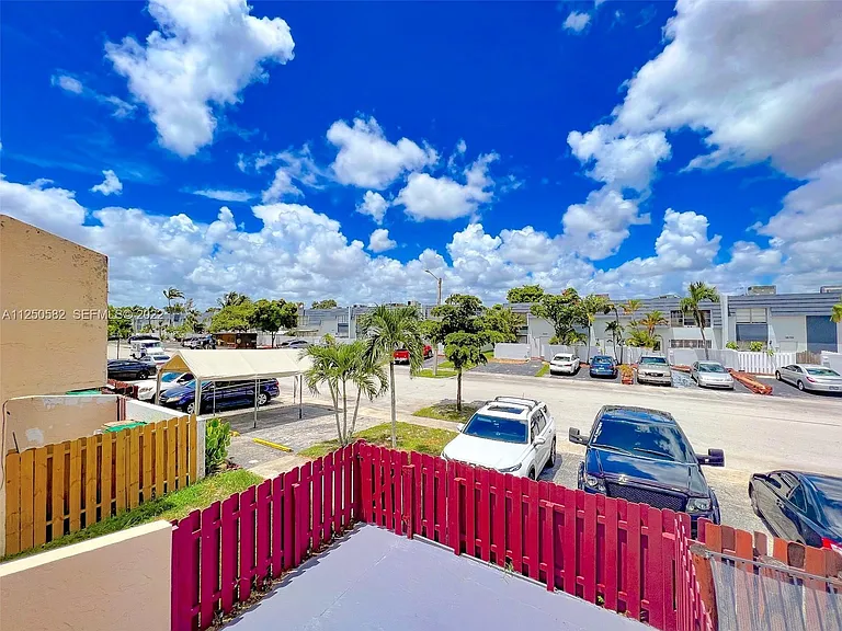 3672 SW 59th Ave #7 — Photo 8