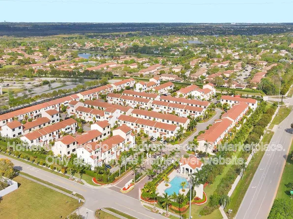 20975 NW 1st Ct, Hollywood, FL 33029