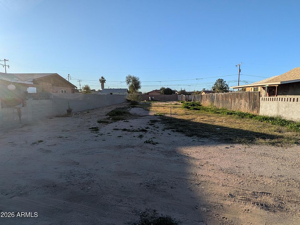 1st image of 507 W 12TH Street #1