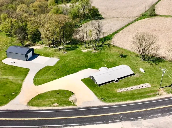 8295 Highway 133, Cassville, WI 53806