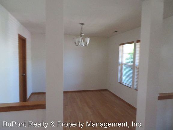 2nd image of 2217 Bobs Hollow Ln