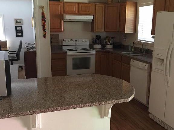 5th image of 124 Gahan Dr