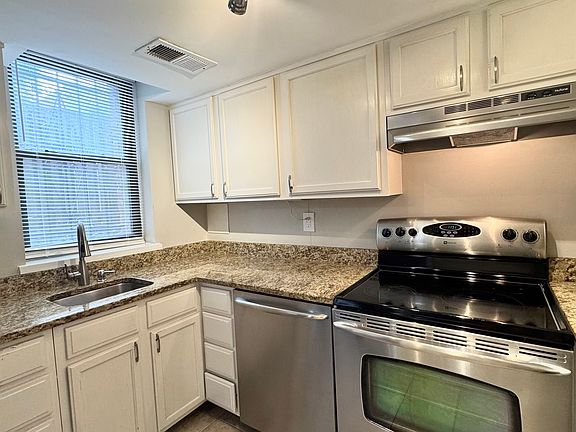 5th image of 1661 Park Rd NW APT B2
