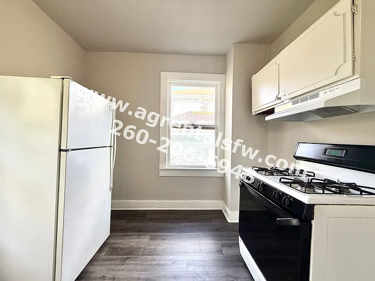 1023 Hamilton Ave — Photo 6
