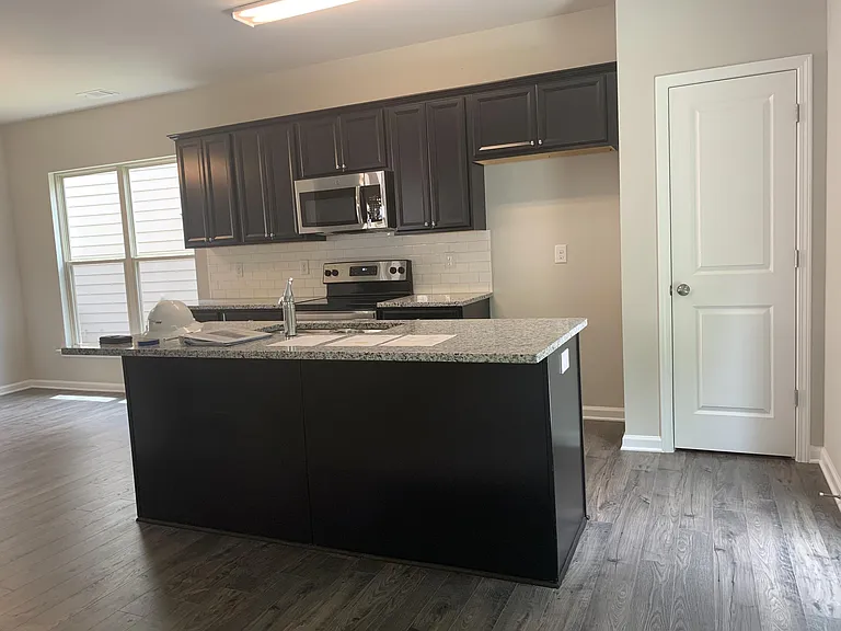 104 Canvas Ives Dr — Photo 3