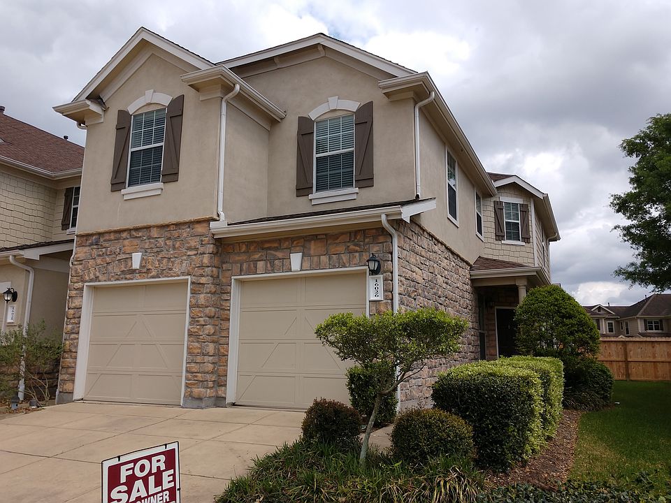 1st image of 16026 Summerville Lake Dr