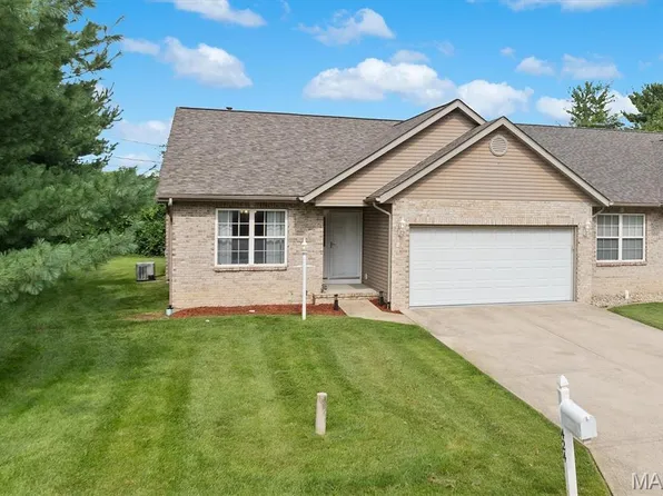 424 Aaron Dr, Belleville, IL 62220