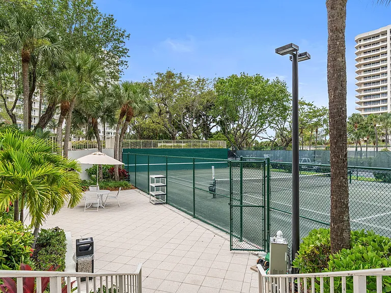 4301 N Ocean Blvd #1706 — Photo 30