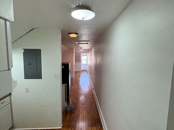 3rd image of 807 Hellam St APT 3