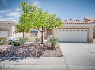 2120 Spring Water Dr, Las Vegas, NV 89134