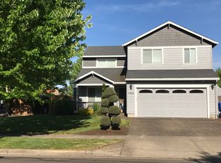 4466 5th St, Hubbard, OR 97032