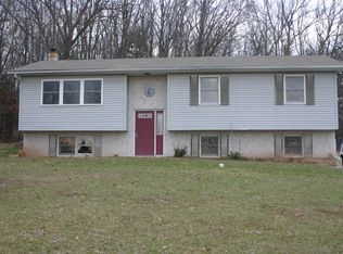 119 Lawrence Dr, Effort, PA 18330