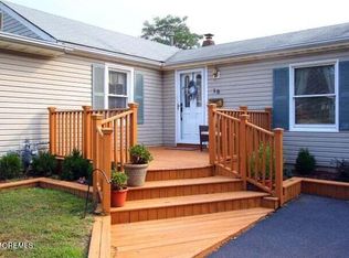 18 Mills Ave, Port Monmouth, NJ 07758