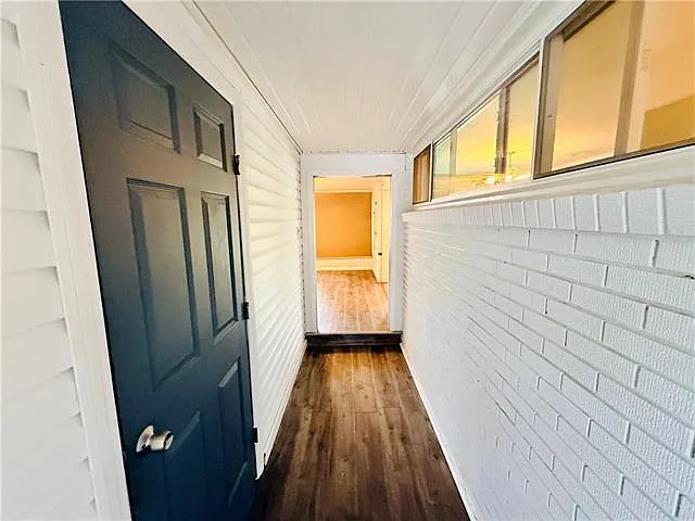 4009 Newlands St — Photo 11