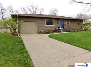 1702 Summit St Beatrice NE 68310 Zillow