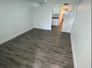 (Undisclosed Address), Hollywood, FL 33020