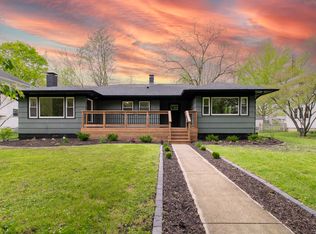 711 N School St, Normal, IL 61761