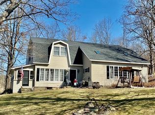 1612 Nanticoke Dr, Endicott, NY 13760
