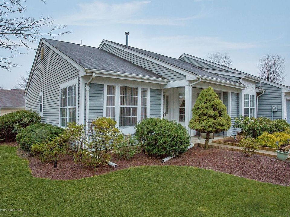 1st image of 1162A Thornbury Ln