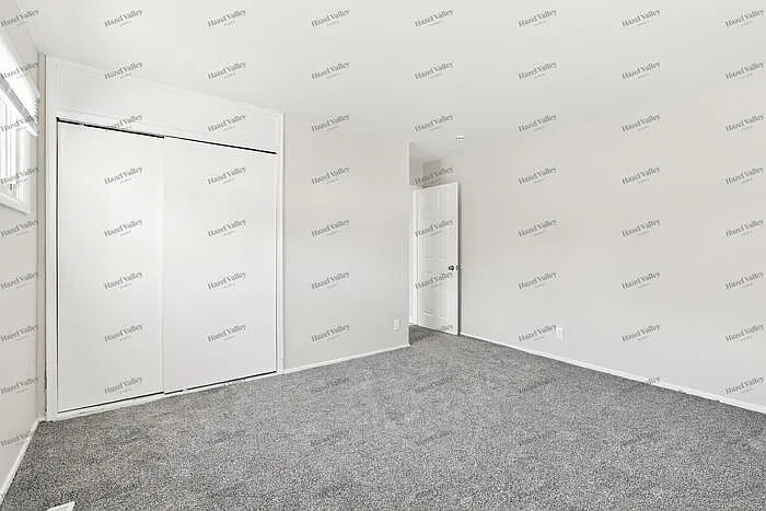 3 bed, 1.0 bath, 1344 sqft, $1,550 — Photo 4