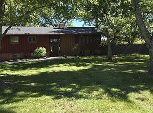 1082 State Route 43, Mogadore, OH 44260