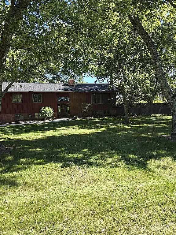 1082 State Route 43 photo 1