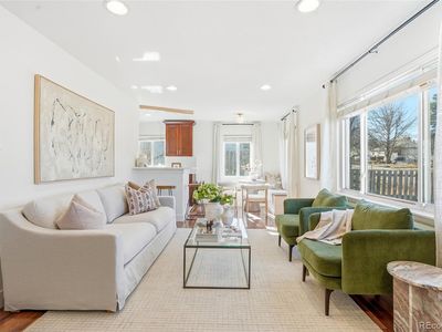 800 Perry Street, Denver, CO, 80204