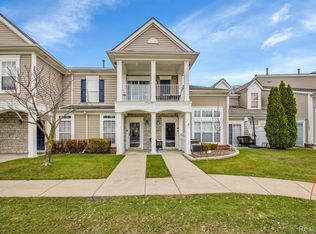 25810 Maritime Cir N, Harrison Township, MI 48045
