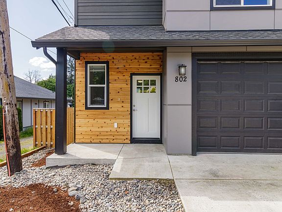 4th image of 802 NW 7th Ave