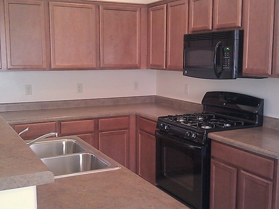 1st image of 245 S Jaffee Dr S
