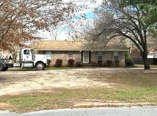 104 Marianna Dr, Abbeville, AL 36310