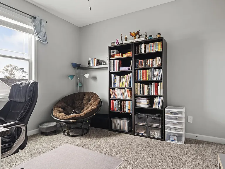 329 Adobe Ln — Photo 23