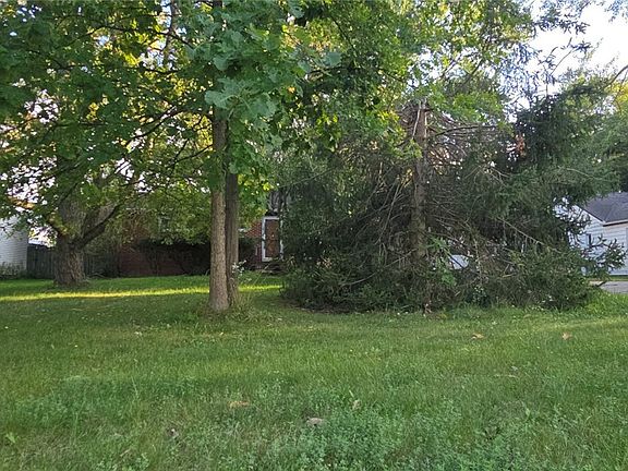 3rd image of 12387 W Sprague Rd
