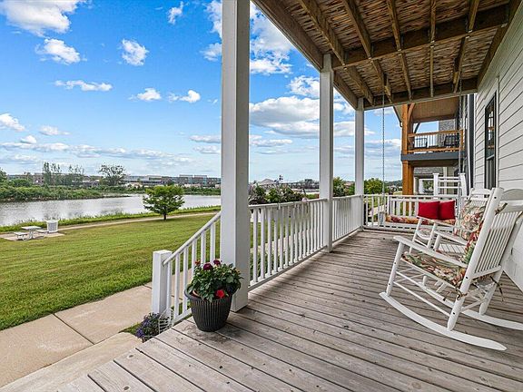 3rd image of 273 Waters Edge Dr