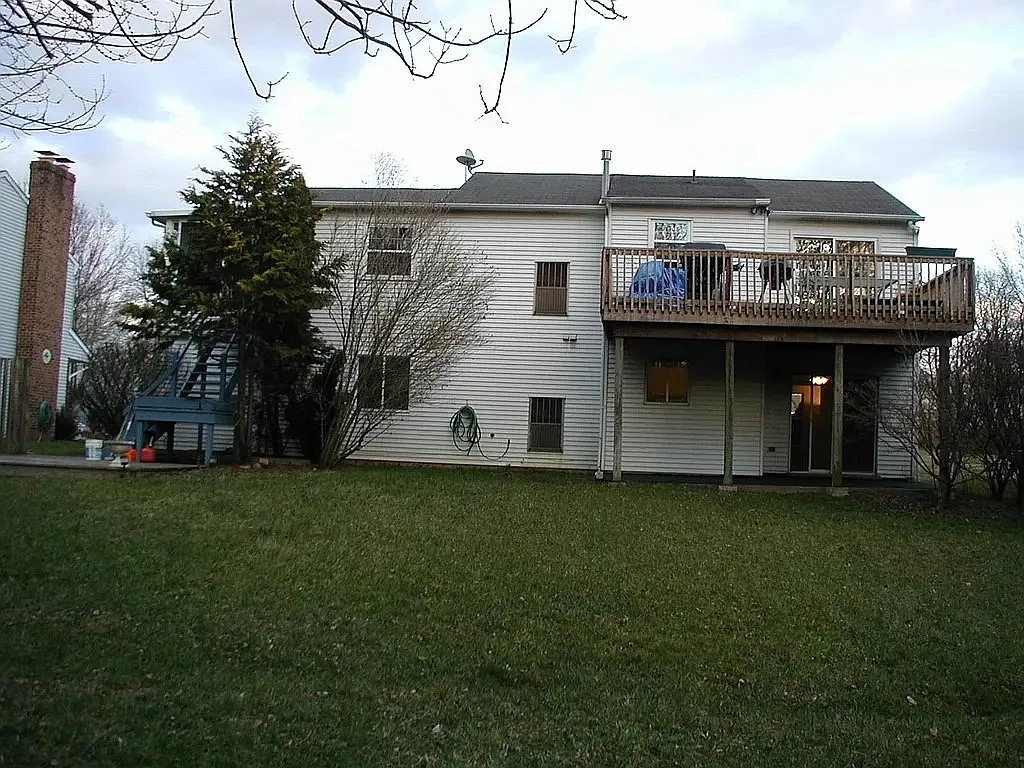 4556 Winding Brook Dr — Photo 2