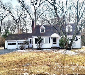 384 Oxhead Road, Stony Brook, NY, 11790