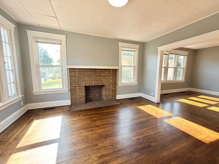 1815 Clarion Ave #1 — Photo 2