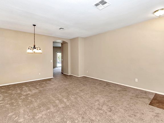 5th image of 44086 W Granite Dr