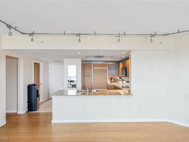 322 Karen Ave #4504 — Photo 10