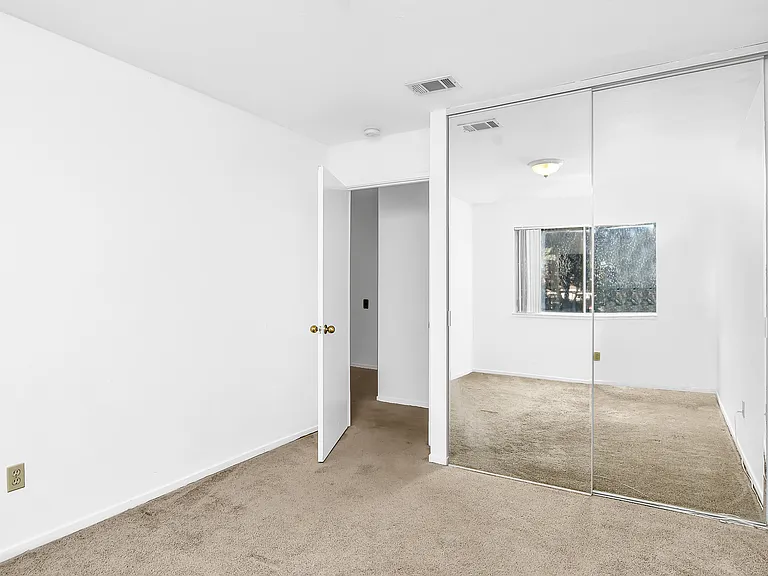 291 S Wildwood — Photo 24