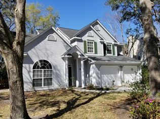 1934 Oak Tree Ln, Mount Pleasant, SC 29464