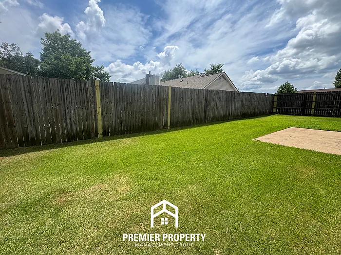 6911 Daneman Dr — Photo 16