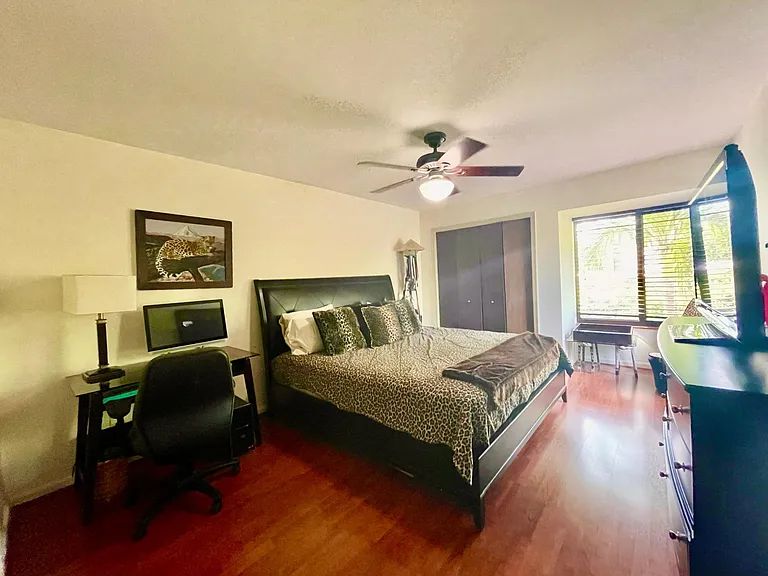 1127 Boca Cove Ln — Photo 26