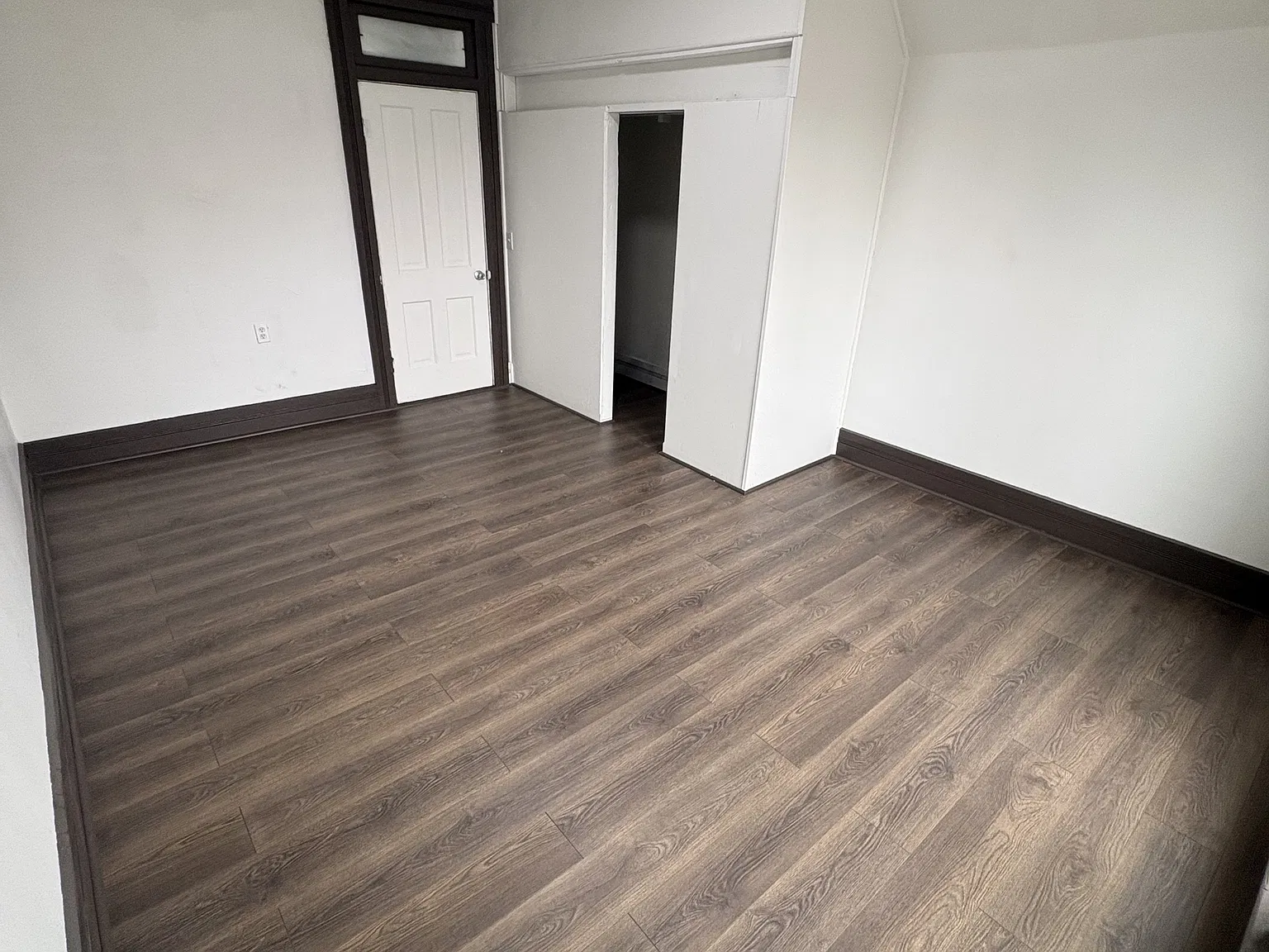 253 West Morrison Street - Unit 2 (Top) — Photo 3