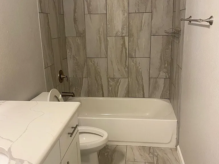 8949 Boundbrook Ave — Photo 11