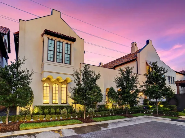 1104 Mosaico Ln, Houston, TX 77055